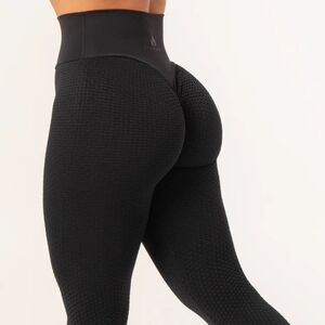 Ryderwear Honeycomb Scrunch  Seamless Black Textured Leggings Size Large